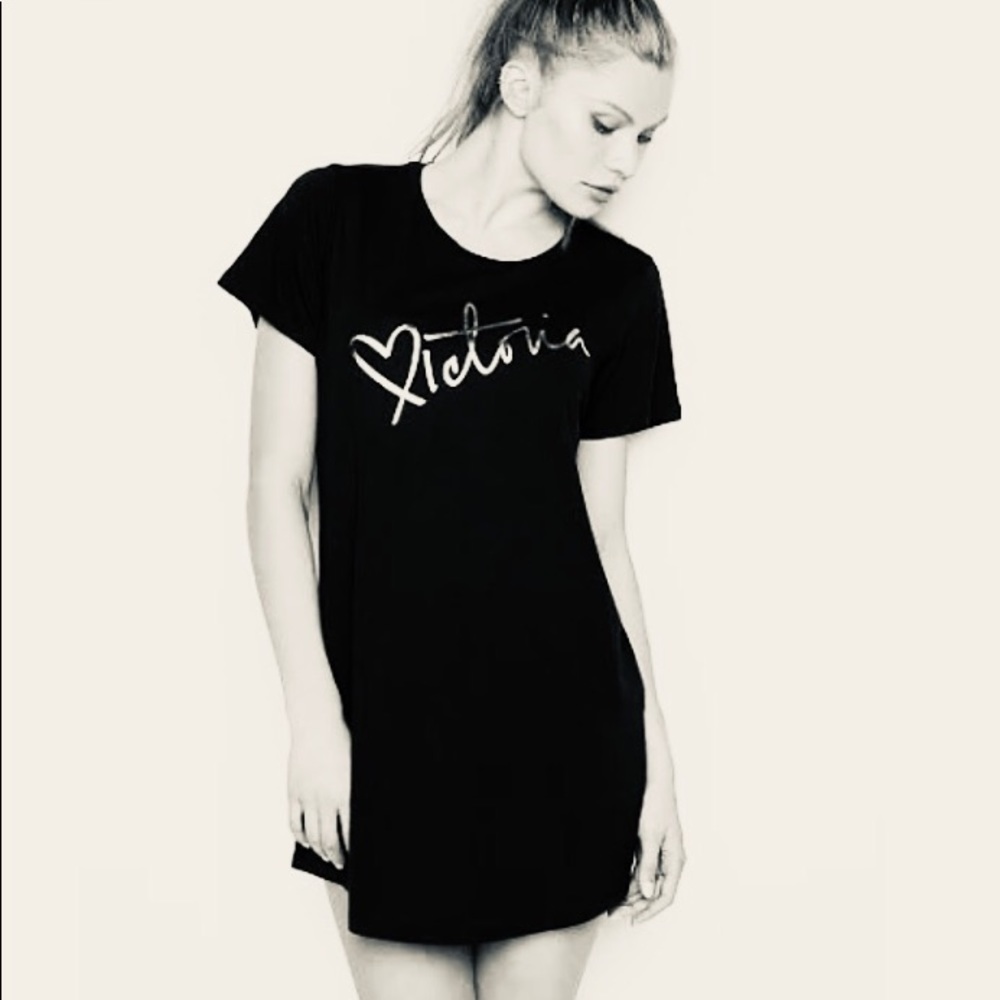 Victoria’s Secret Sleep Tee (Navy Blue)